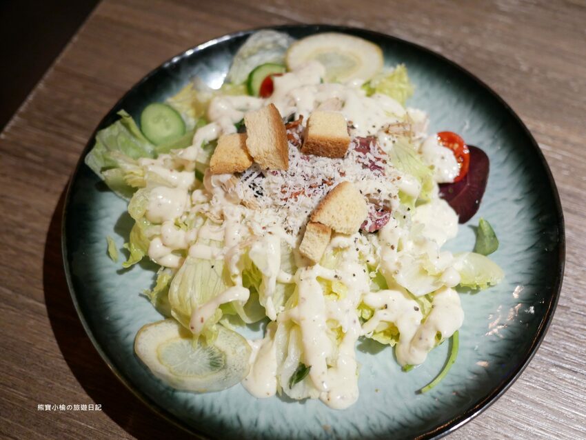 【台中后里美食】燒肉同話台中麗寶店，燒肉套餐1399元起！牛連忘返雙人套餐用餐心得，蔥鹽牛舌、伊比利豬、金黃酥脆手拿棒好吃！內文附詳細菜單價位介紹。 @熊寶小榆の旅遊日記