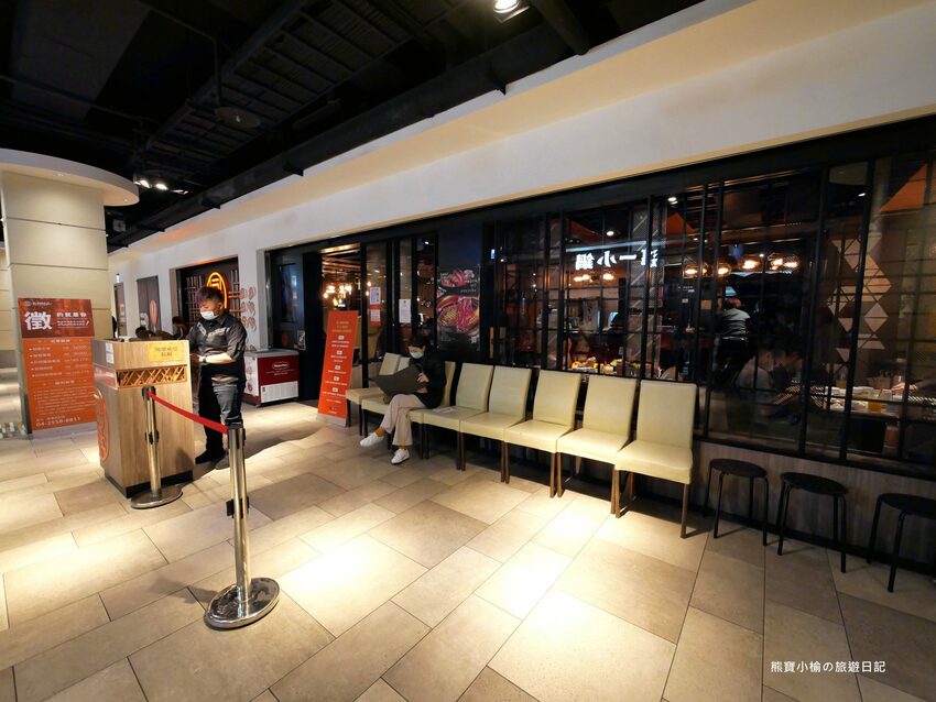 【台中后里美食】燒肉同話台中麗寶店，燒肉套餐1399元起！牛連忘返雙人套餐用餐心得，蔥鹽牛舌、伊比利豬、金黃酥脆手拿棒好吃！內文附詳細菜單價位介紹。 @熊寶小榆の旅遊日記