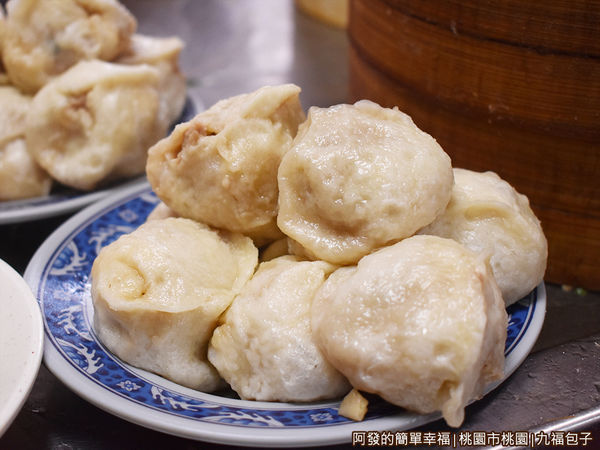 九福包子06--出爐的包子.JPG