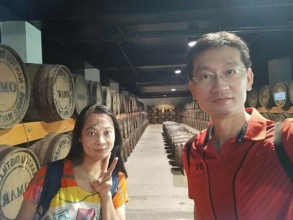 南投酒廠~大酒桶造型~酒銀行~地下室酒窖~互動體驗館~