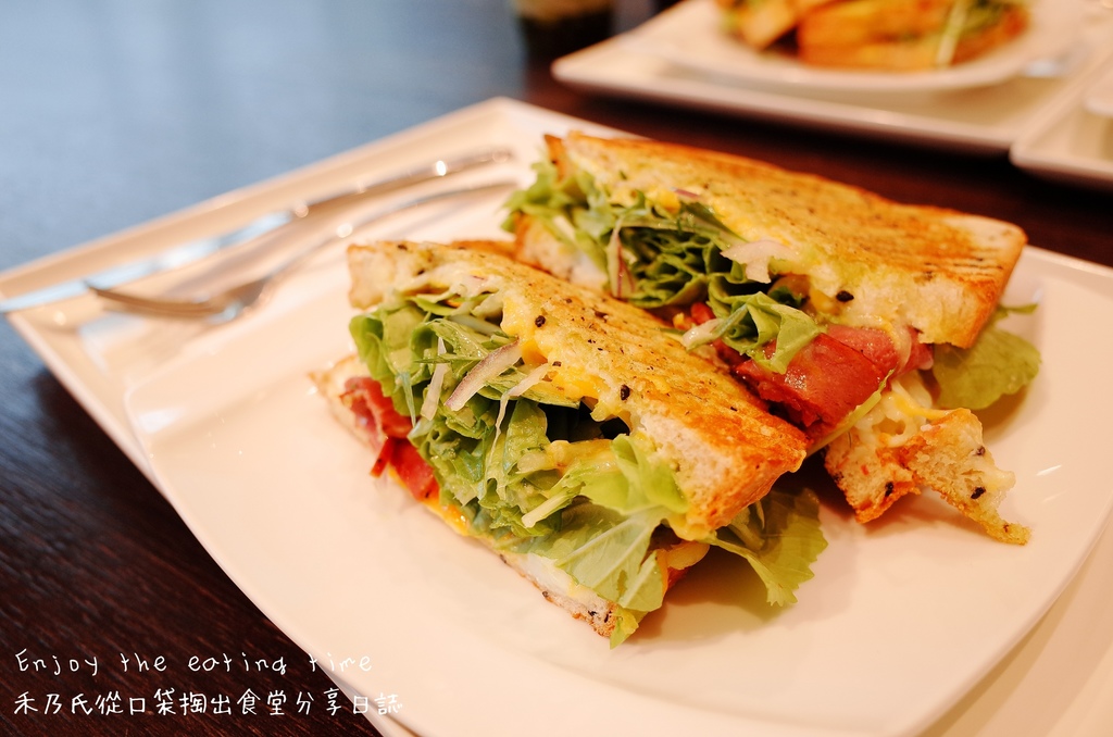 17-03-15-00-21-47-477_deco.jpg 17-03-15-00-21-47-477_deco.jpg