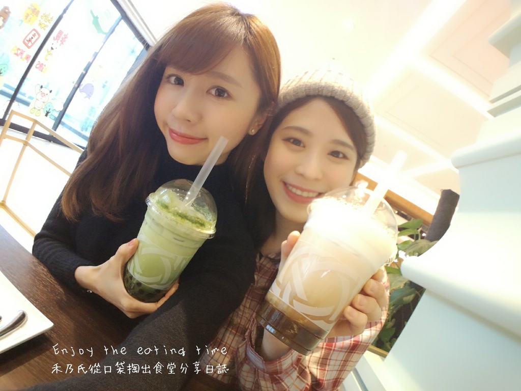 17-03-15-18-03-19-823_deco.jpg 17-03-15-18-03-19-823_deco.jpg