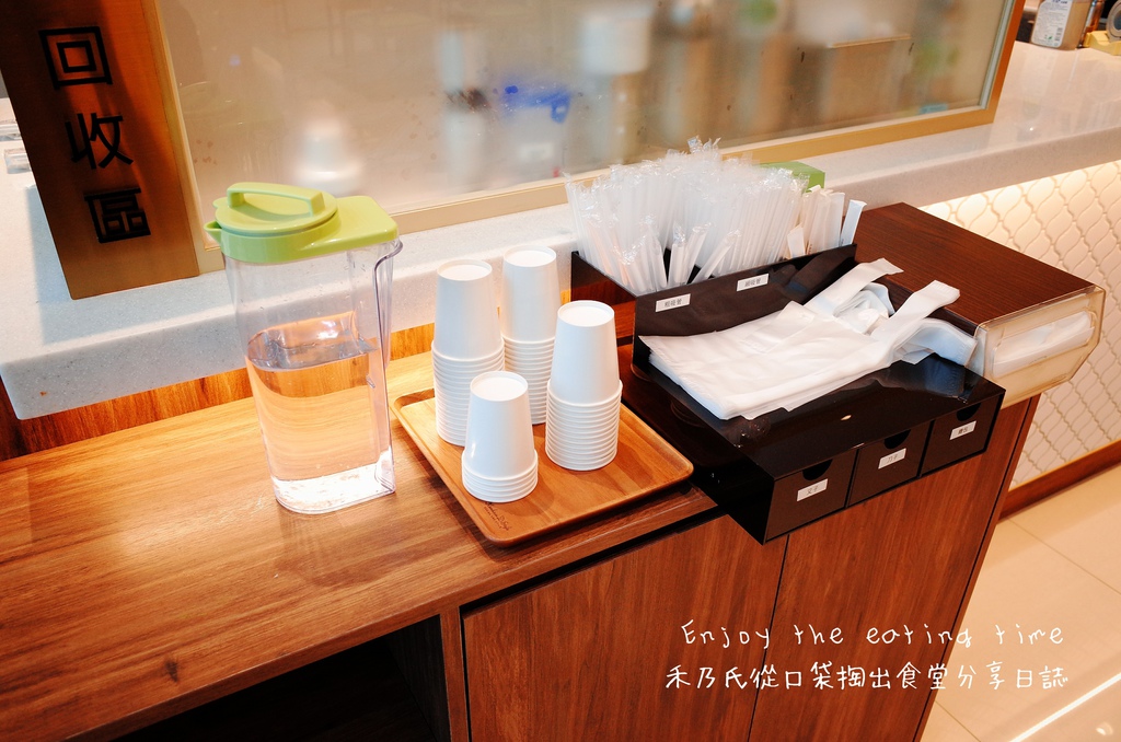 17-03-14-23-32-52-675_deco.jpg 17-03-14-23-32-52-675_deco.jpg