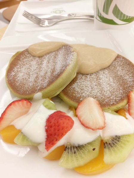 南港CHAFFEE：南港CHAFFEE-天仁茗茶旗下新品牌  意味著自由開放的茶空間  舒服的環境  悠閒的氣氛  美味的茶飲和餐點  下午茶時光的好選擇