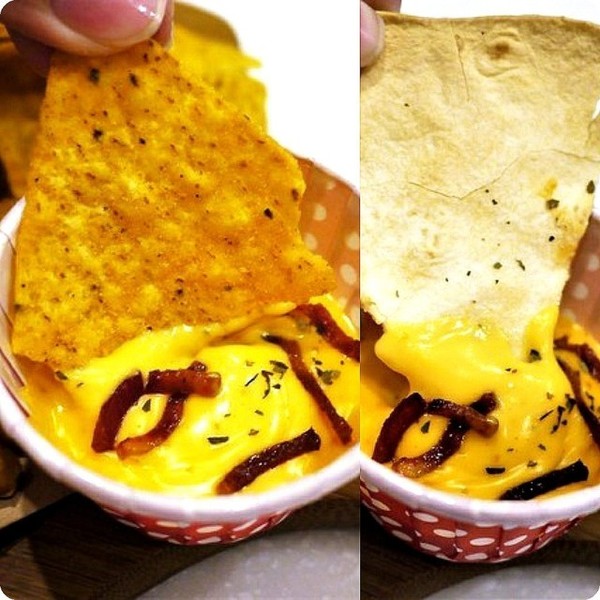 Oyami cafe(板橋店):【板橋下午茶】OYAMI CAFE 姊妹午後聊天約會首選,鬆餅 / 義大利麵,捷運新埔站