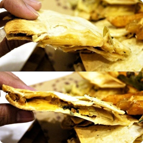 Oyami cafe(板橋店):【板橋下午茶】OYAMI CAFE 姊妹午後聊天約會首選,鬆餅 / 義大利麵,捷運新埔站