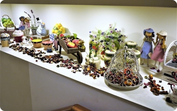 Oyami cafe(板橋店):【板橋下午茶】OYAMI CAFE 姊妹午後聊天約會首選,鬆餅 / 義大利麵,捷運新埔站