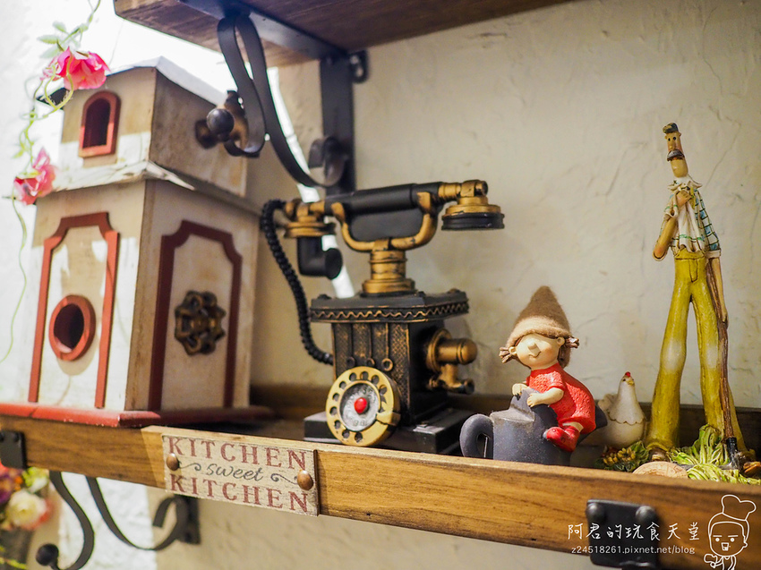 【新北】Oyami Cafe 新埔店｜超吸睛龍蝦義大利麵｜令人少女心噴發的夢幻餐廳｜板橋下午茶｜義式餐廳ｘ咖啡鬆餅