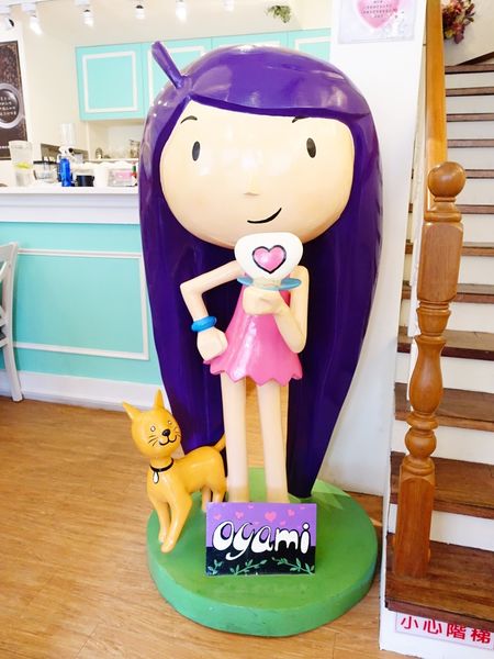 Oyami cafe(板橋店):【捷運美食】Oyami 板橋新埔店 法式鄉村風格少女心大爆發的夢幻餐廳 姊妹談心聚餐首選 下午茶 / 義大利麵 / 鬆餅 捷運新埔站