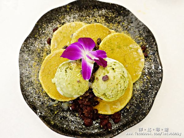 Oyami cafe(板橋店):【捷運美食】Oyami 板橋新埔店 法式鄉村風格少女心大爆發的夢幻餐廳 姊妹談心聚餐首選 下午茶 / 義大利麵 / 鬆餅 捷運新埔站
