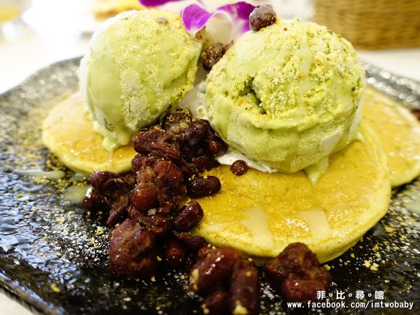 Oyami cafe(板橋店):【捷運美食】Oyami 板橋新埔店 法式鄉村風格少女心大爆發的夢幻餐廳 姊妹談心聚餐首選 下午茶 / 義大利麵 / 鬆餅 捷運新埔站