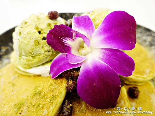 Oyami cafe(板橋店):【捷運美食】Oyami 板橋新埔店 法式鄉村風格少女心大爆發的夢幻餐廳 姊妹談心聚餐首選 下午茶 / 義大利麵 / 鬆餅 捷運新埔站