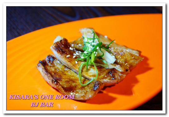 BJ BAR:台北忠孝復興站.適合好友小聚的東區平價啤酒,串燒飛鏢酒吧──BJ BAR