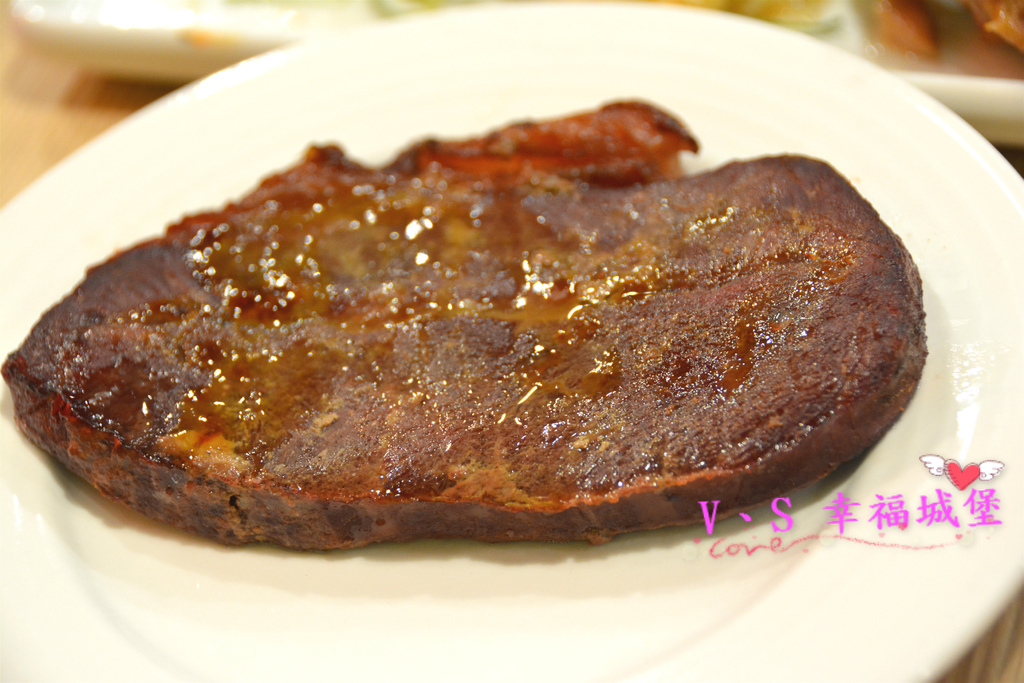 【內湖美食】洋夫人壽喜燒、鍋物、牛排 - 開幕大放送 排餐、火鍋肉品 買一送一,無低消無服務費,讓你大口大口吃肉,吃的開心滿足