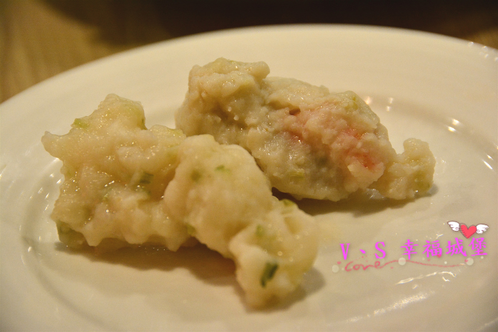 【內湖美食】洋夫人壽喜燒、鍋物、牛排 - 開幕大放送 排餐、火鍋肉品 買一送一,無低消無服務費,讓你大口大口吃肉,吃的開心滿足