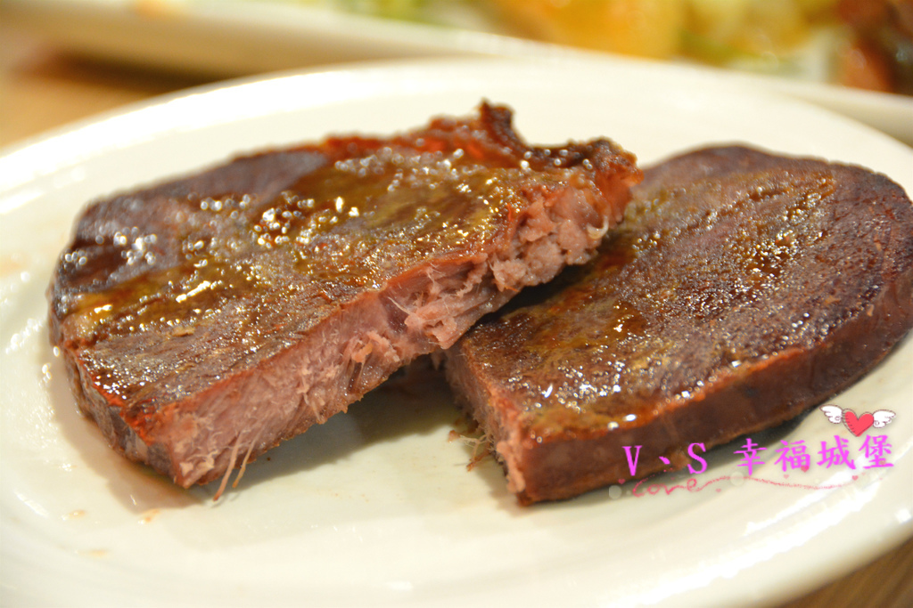 【內湖美食】洋夫人壽喜燒、鍋物、牛排 - 開幕大放送 排餐、火鍋肉品 買一送一,無低消無服務費,讓你大口大口吃肉,吃的開心滿足