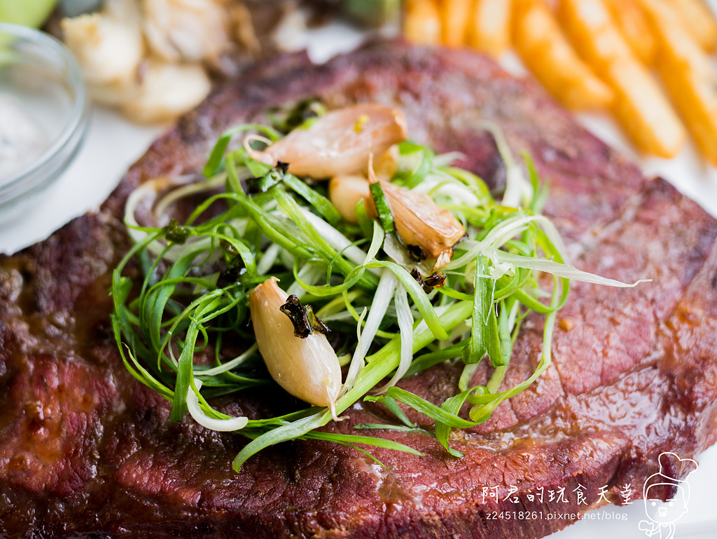 【台北】洋夫人壽喜燒、鍋物、牛排|新開幕~排餐、火鍋肉盤買一送一