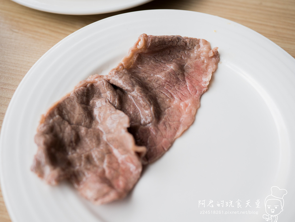 【台北】洋夫人壽喜燒、鍋物、牛排|新開幕~排餐、火鍋肉盤買一送一