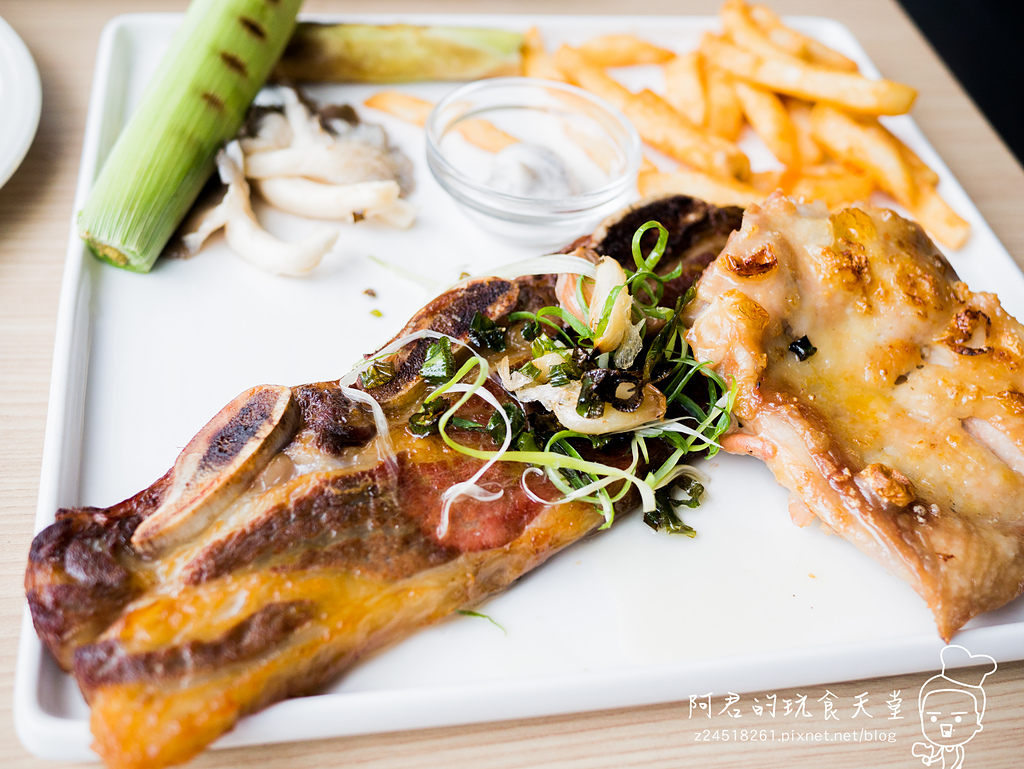 【台北】洋夫人壽喜燒、鍋物、牛排|新開幕~排餐、火鍋肉盤買一送一