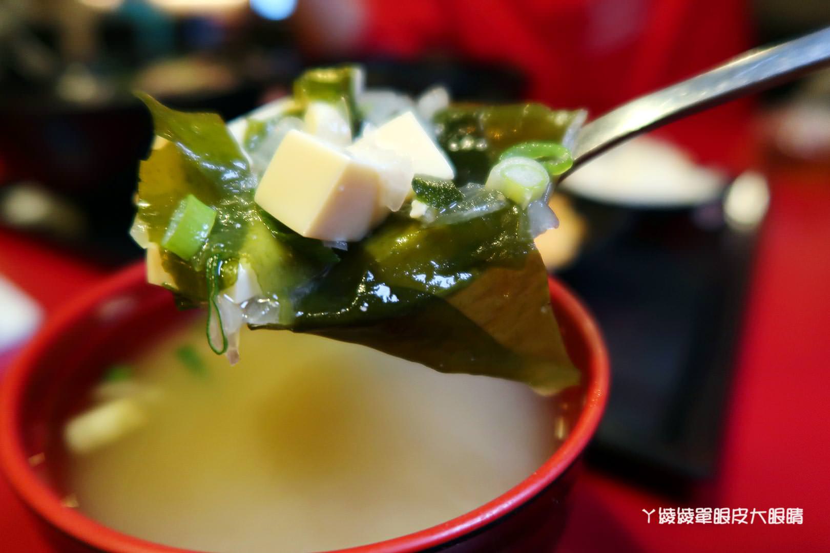 苗栗尚順廣場好吃平價拉麵｜水戶藩拉麵丼飯 頭份尚順店，不用220元就可以吃到大碗拉麵加丼飯！