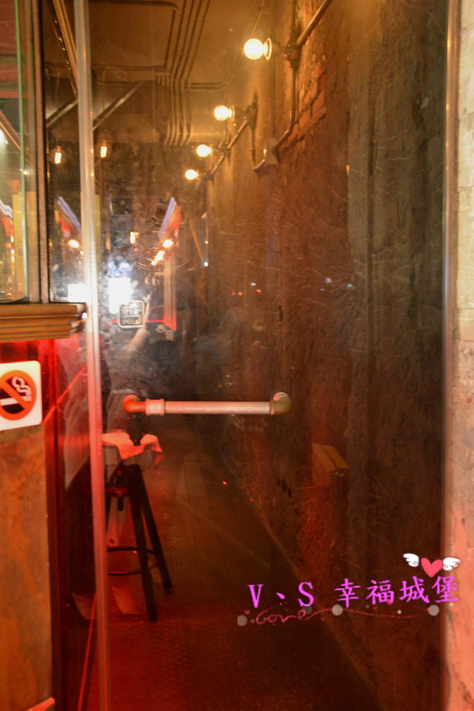 【台北美食】伙房台日私藏料理 ~ 結合川菜、燒烤、日式、鍋物、私房創意料理，一次滿足你多種享受，滿800就可用一元選一道菜喔!快約好友、姐妹淘來一趟美食之旅吧