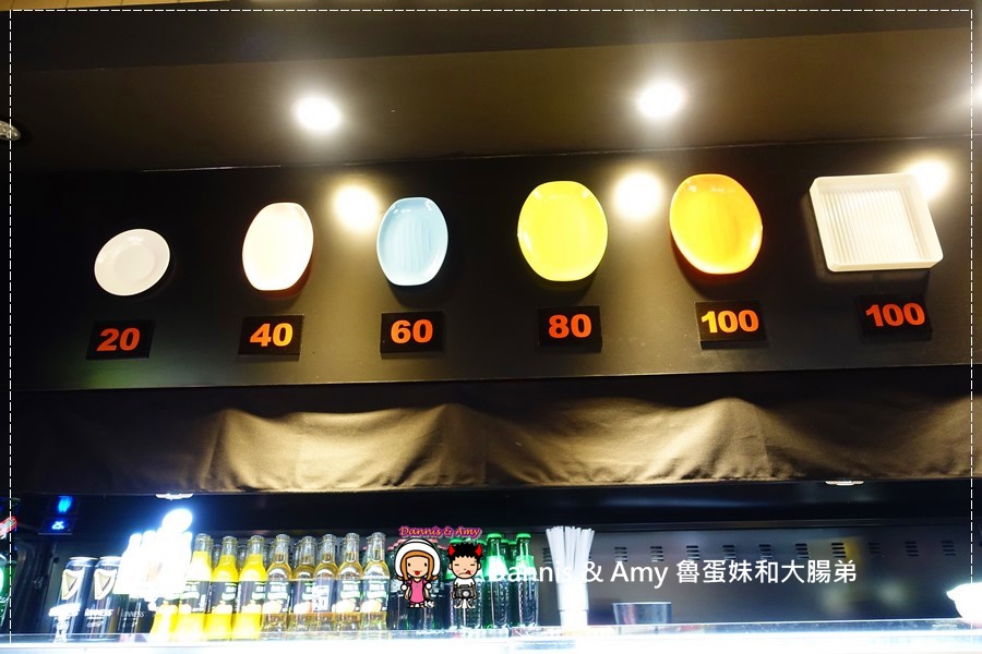 20170318《新竹關新路餐廳推薦》美侯王石頭麻辣火鍋。原味石頭鍋。大滿足大肉盤。現煎手工蛋餃。仙境牛肉︱菜單價位。營業時間~平價好吃美食（貪吃影片） (54).jpg