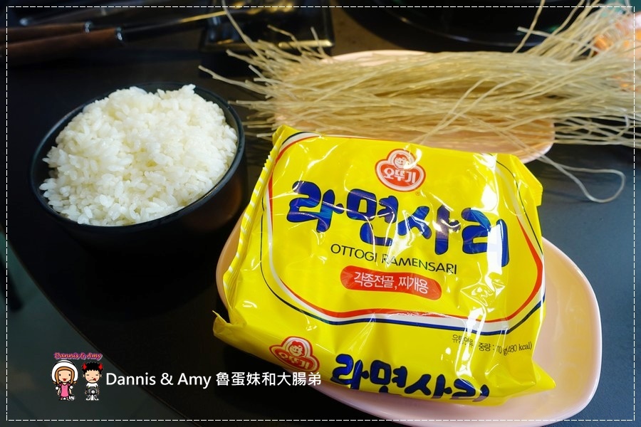 20170318《新竹關新路餐廳推薦》美侯王石頭麻辣火鍋。原味石頭鍋。大滿足大肉盤。現煎手工蛋餃。仙境牛肉︱菜單價位。營業時間~平價好吃美食（貪吃影片） (8).jpg