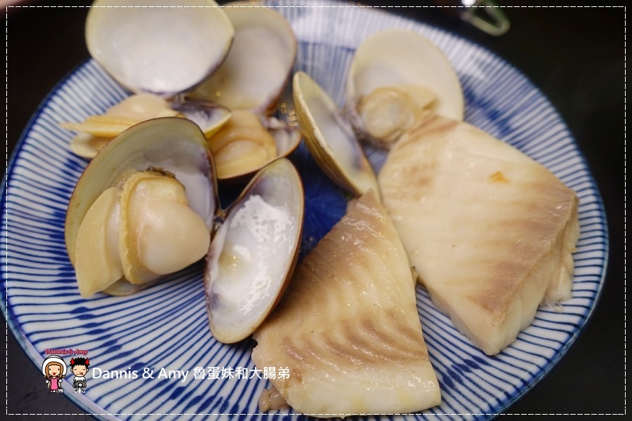 20170318《新竹關新路餐廳推薦》美侯王石頭麻辣火鍋。原味石頭鍋。大滿足大肉盤。現煎手工蛋餃。仙境牛肉︱菜單價位。營業時間~平價好吃美食（貪吃影片） (5).jpg