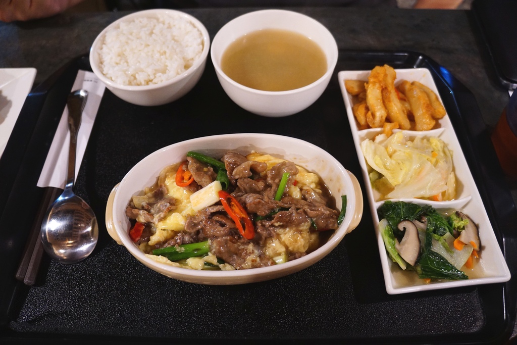 滑蛋牛肉套餐 滑蛋牛肉套餐