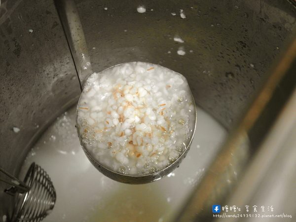 三圓古早味綠豆湯(黎明店):〖台中│美食〗三圓古早味綠豆湯 ❤ 古早味甜湯,堅持每天新鮮現煮,不放隔夜賣!!綠豆湯消暑退火,紅豆湯養顏美容,薏仁湯美白滋潤!!