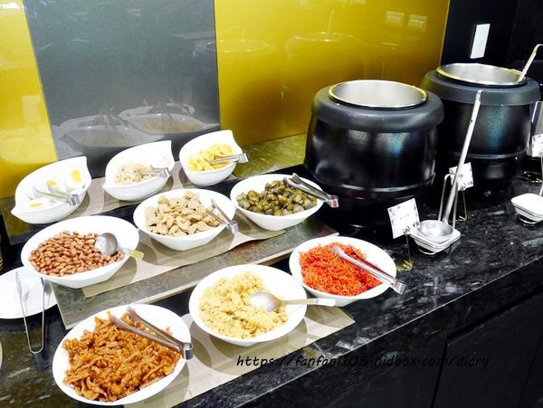 【台中住宿】水雲端旗艦概念旅館 #水雲端 #兒童遊戲區 #早餐宵夜吃到飽 #台中親子住宿 (34).JPG