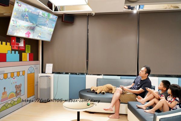 【台中住宿推薦】水雲端旗艦概念旅館 #兒童遊戲室 #switch免費玩 #免費早餐宵夜無限供應 (30).JPG