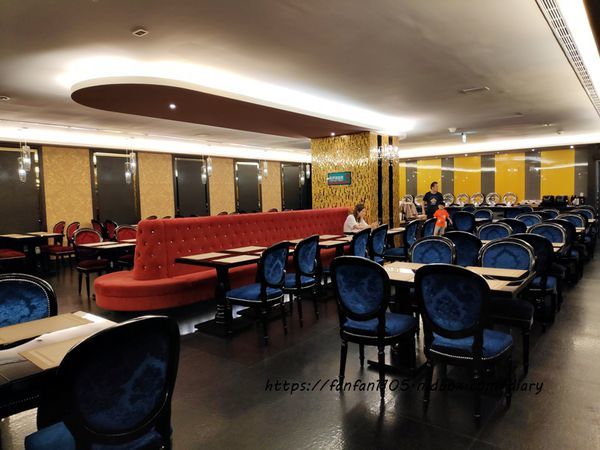 【台中住宿】水雲端旗艦概念旅館 #水雲端 #兒童遊戲區 #早餐宵夜吃到飽 #台中親子住宿 (4).jpg