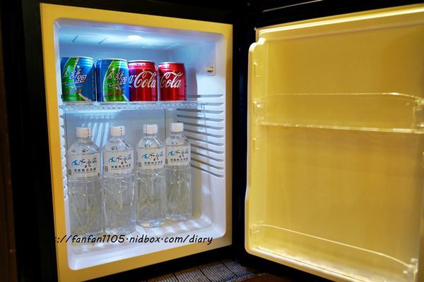 【台中住宿推薦】水雲端旗艦概念旅館 #兒童遊戲室 #switch免費玩 #免費早餐宵夜無限供應 (10).JPG