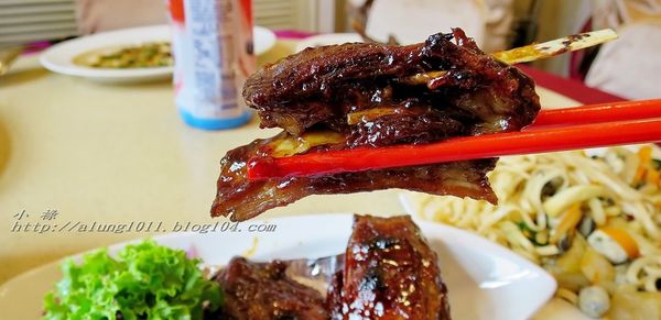 大眾餐廳:台式風味‧在地食材 ..嘉義朴子大眾餐廳 大眾餐廳:台式風味‧在地食材 ..嘉義朴子大眾餐廳