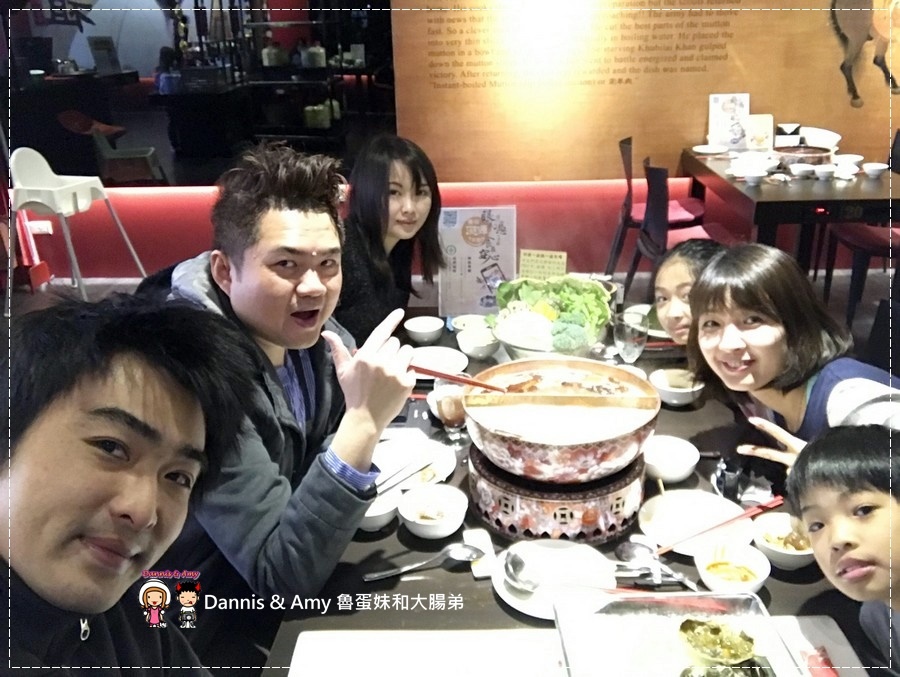 20170216《竹北火鍋餐廳》元世祖精緻鍋物。鴛鴦鍋底-自製酸菜白肉鍋x麻辣鍋︱不只有涮羊肉還有私房菜料理(影片) (2).jpg