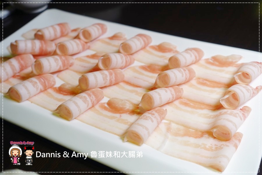 20170216《竹北火鍋餐廳》元世祖精緻鍋物。鴛鴦鍋底-自製酸菜白肉鍋x麻辣鍋︱不只有涮羊肉還有私房菜料理(影片) (30).jpg