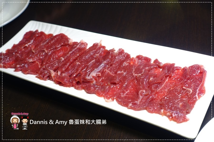 20170216《竹北火鍋餐廳》元世祖精緻鍋物。鴛鴦鍋底-自製酸菜白肉鍋x麻辣鍋︱不只有涮羊肉還有私房菜料理(影片) (36).jpg