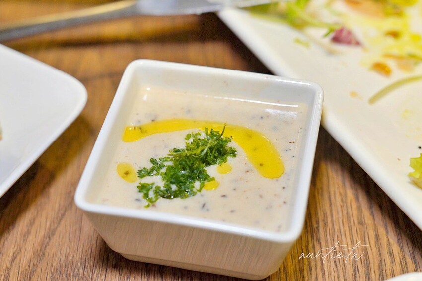 【台北】萬華｜CURA PIZZA，龍眼木窯烤手工披薩，道地拿坡里口味，美食在台北逗陣呷艋舺