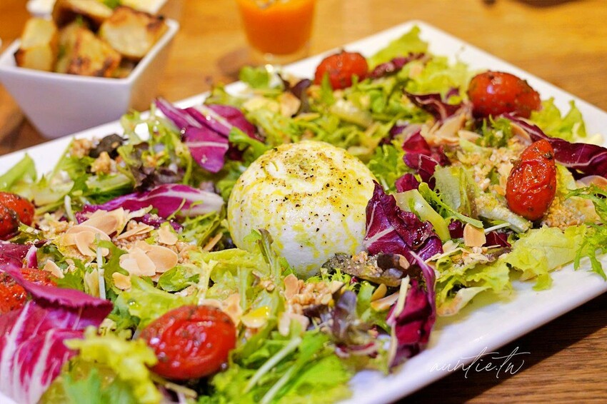 【台北】萬華｜CURA PIZZA，龍眼木窯烤手工披薩，道地拿坡里口味，美食在台北逗陣呷艋舺