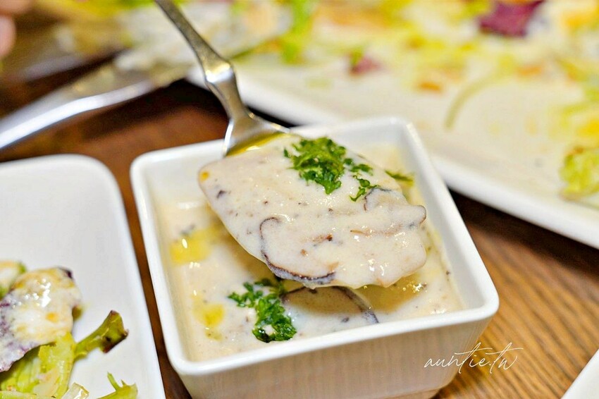 【台北】萬華｜CURA PIZZA，龍眼木窯烤手工披薩，道地拿坡里口味，美食在台北逗陣呷艋舺