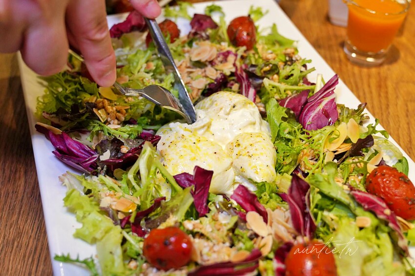 【台北】萬華｜CURA PIZZA，龍眼木窯烤手工披薩，道地拿坡里口味，美食在台北逗陣呷艋舺