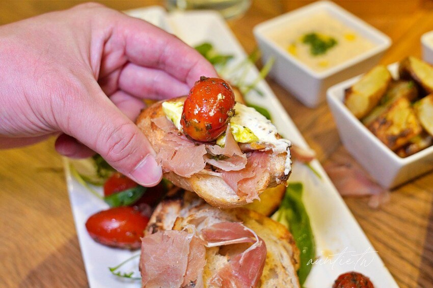 【台北】萬華｜CURA PIZZA，龍眼木窯烤手工披薩，道地拿坡里口味，美食在台北逗陣呷艋舺