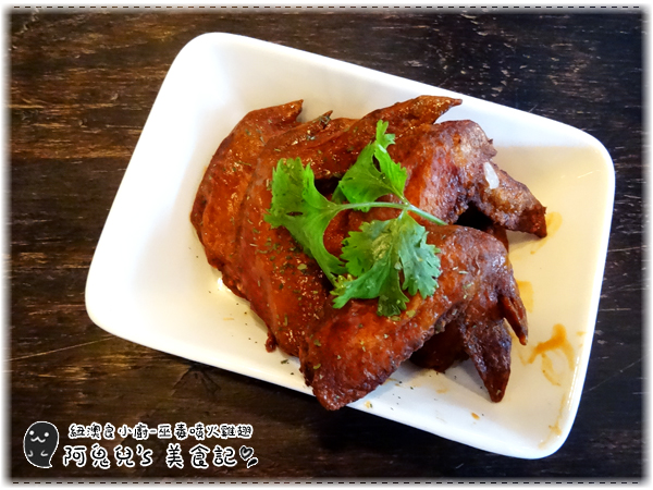 ∥台北信義∥Nola Kitchen 紐澳良小廚 / 世貿店(體驗團).多分店、大份量道地美式料理,必點肋眼牛排及犯規鬆餅*101世貿站