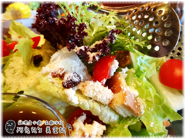 ∥台北信義∥Nola Kitchen 紐澳良小廚 / 世貿店(體驗團).多分店、大份量道地美式料理,必點肋眼牛排及犯規鬆餅*101世貿站