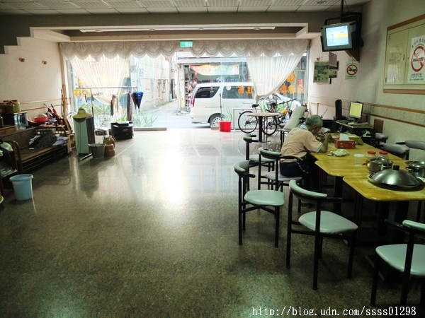 仙埔山莊會館：【住宿推薦。高雄甲仙區】仙埔山莊會館。鄰近特產街鬧區 住房實惠 適合家庭 夜宿甲仙沒問題！