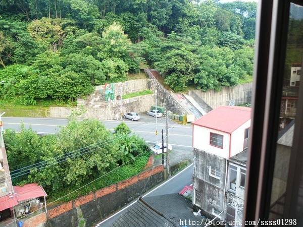 仙埔山莊會館：【住宿推薦。高雄甲仙區】仙埔山莊會館。鄰近特產街鬧區 住房實惠 適合家庭 夜宿甲仙沒問題！