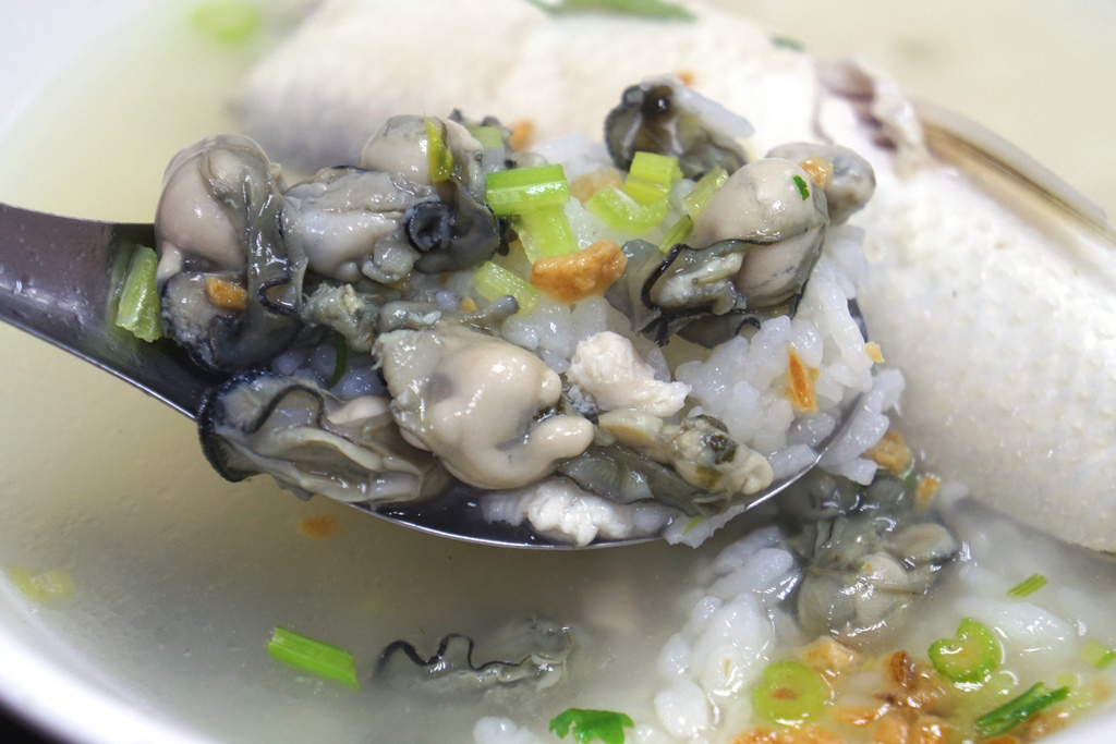魚肚蚵仔粥