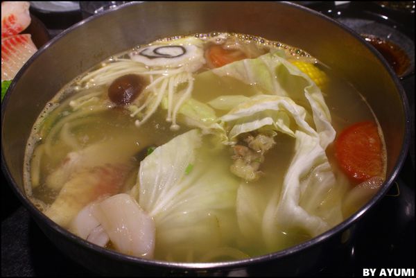 沐銅涮涮鍋：[食記]沐銅涮涮鍋 Muton shabu~這種天氣就該吃鍋暖胃，近松山文創園區！！！