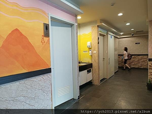 花蓮新城住宿推薦／星晟棧渡假飯店，步行三分鐘可到新城火車站的